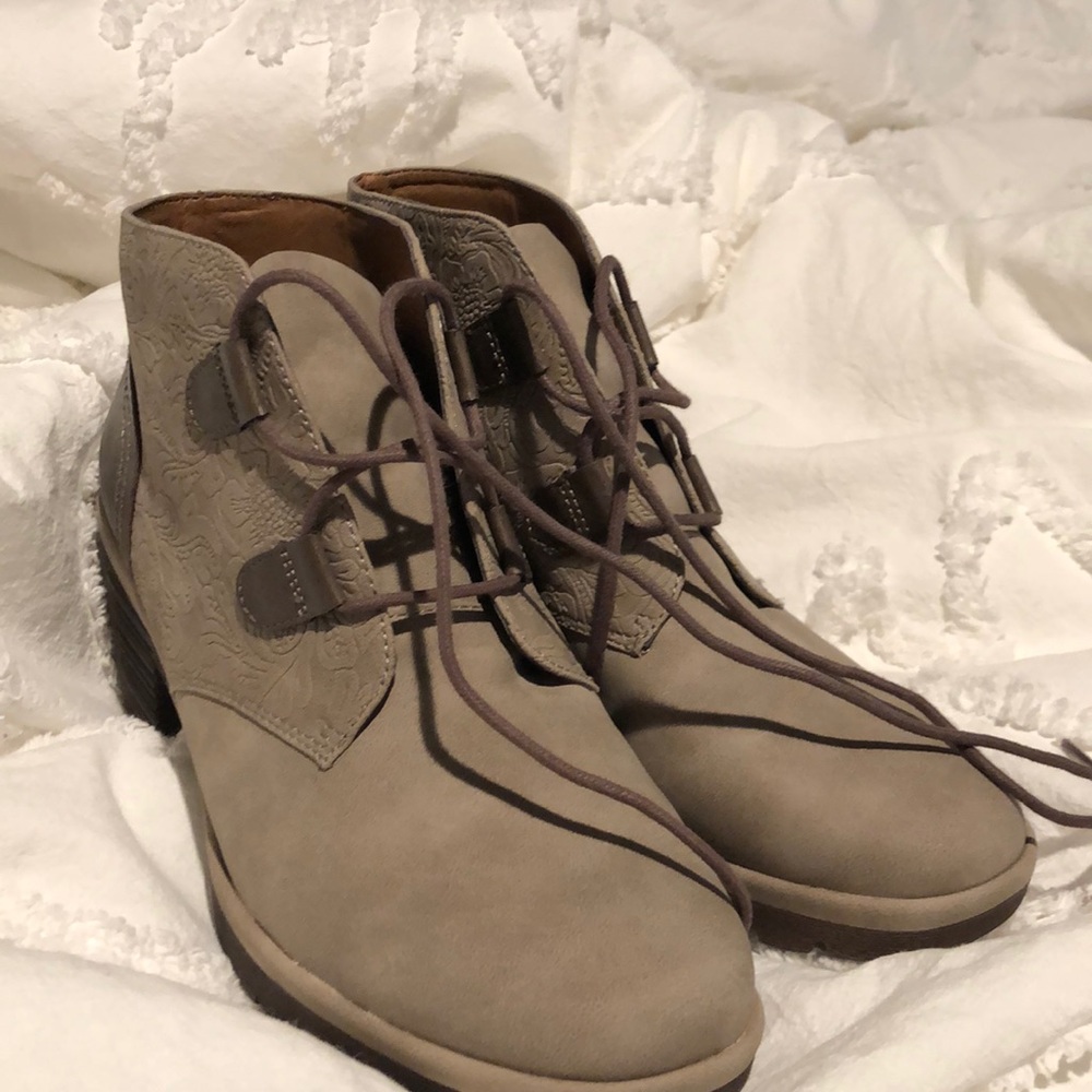 EuroSoft Lace Up Ankle Booties